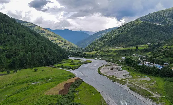 Tezpur 01 Night + Bomdila 01 Night + Tawang 03 Nights + Dirang 01 Night.
